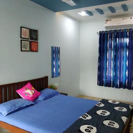 Anandi Villa Homestay Adhi Kültér fotó