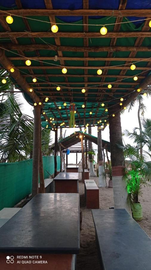 Anandi Villa Homestay Adhi Kültér fotó