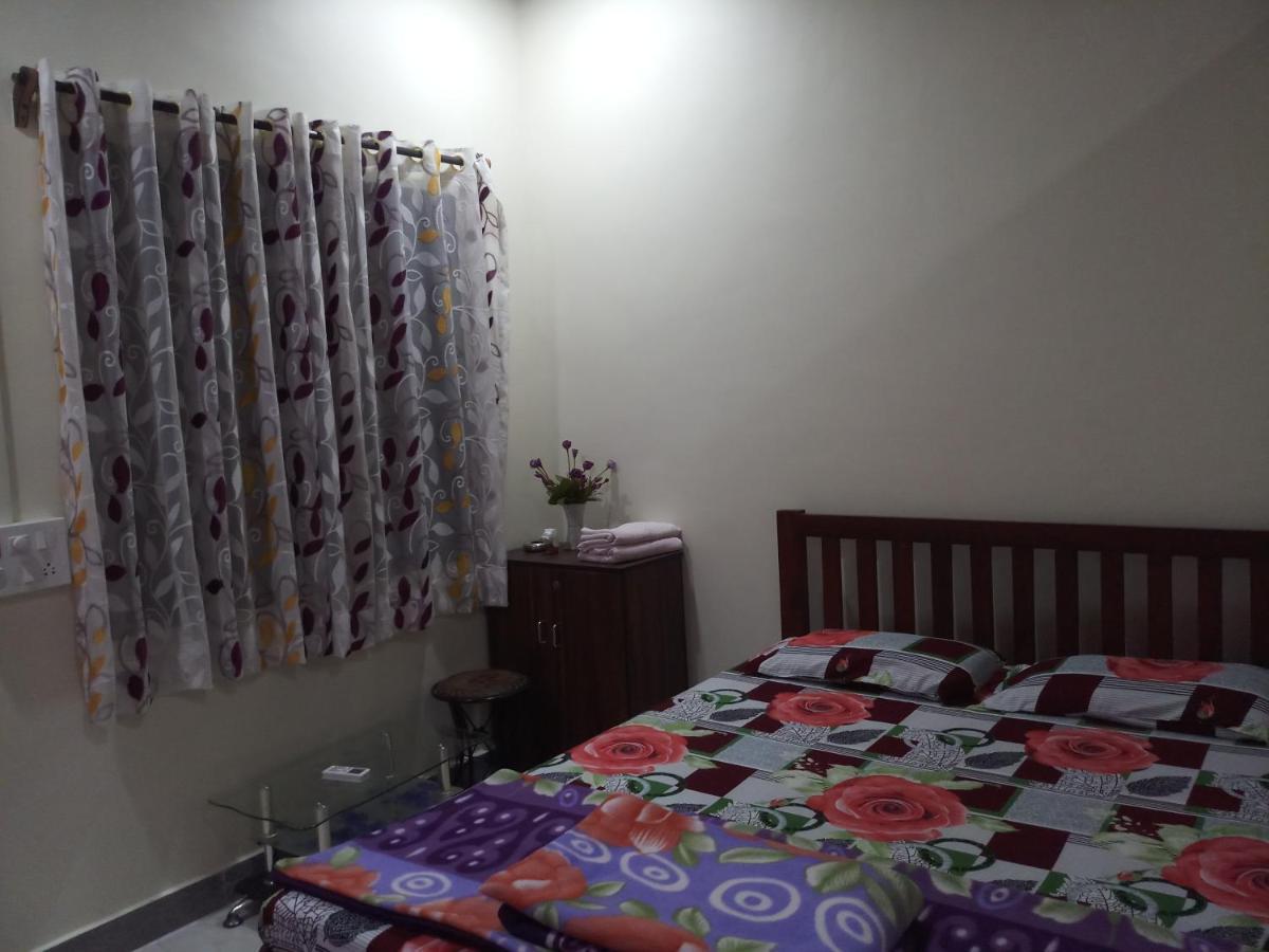 Anandi Villa Homestay Adhi Kültér fotó