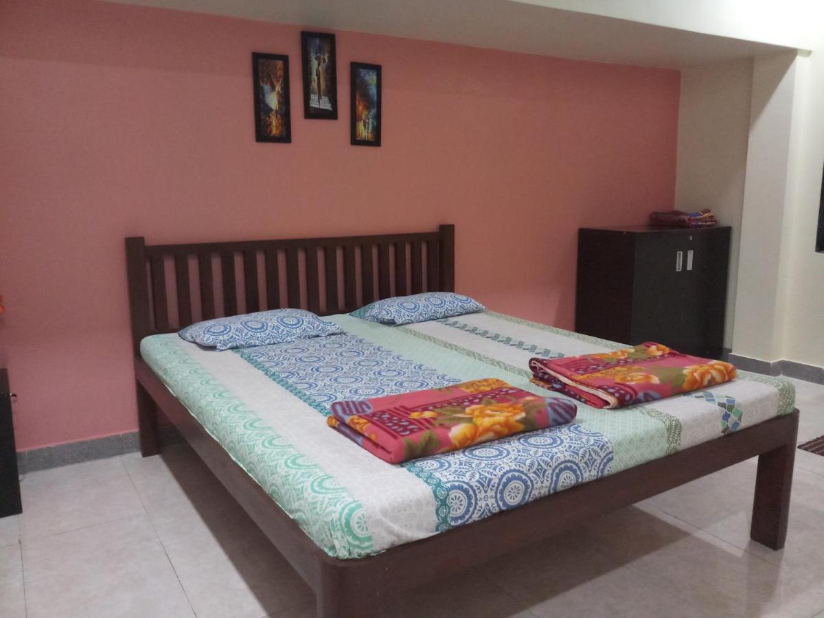Anandi Villa Homestay Adhi Kültér fotó